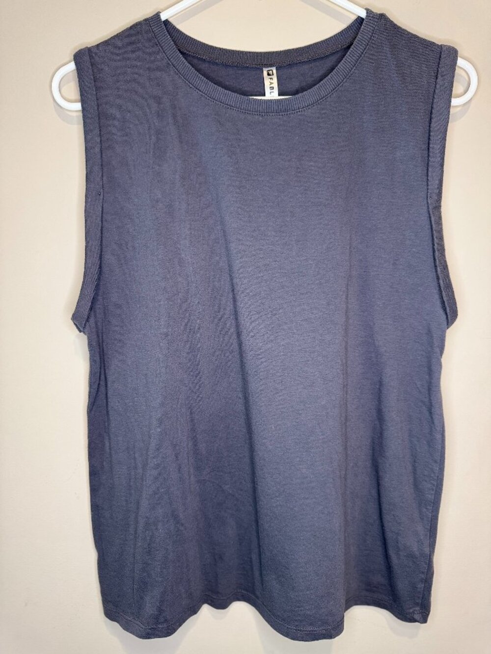 Women's Fabletics Sleeveless Gray Workout Tank Top Size M